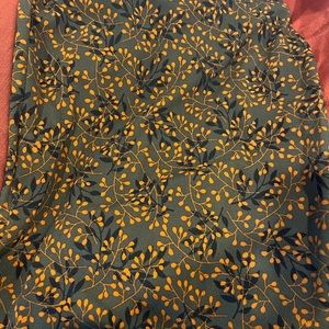 Stretchy pencil skirt!